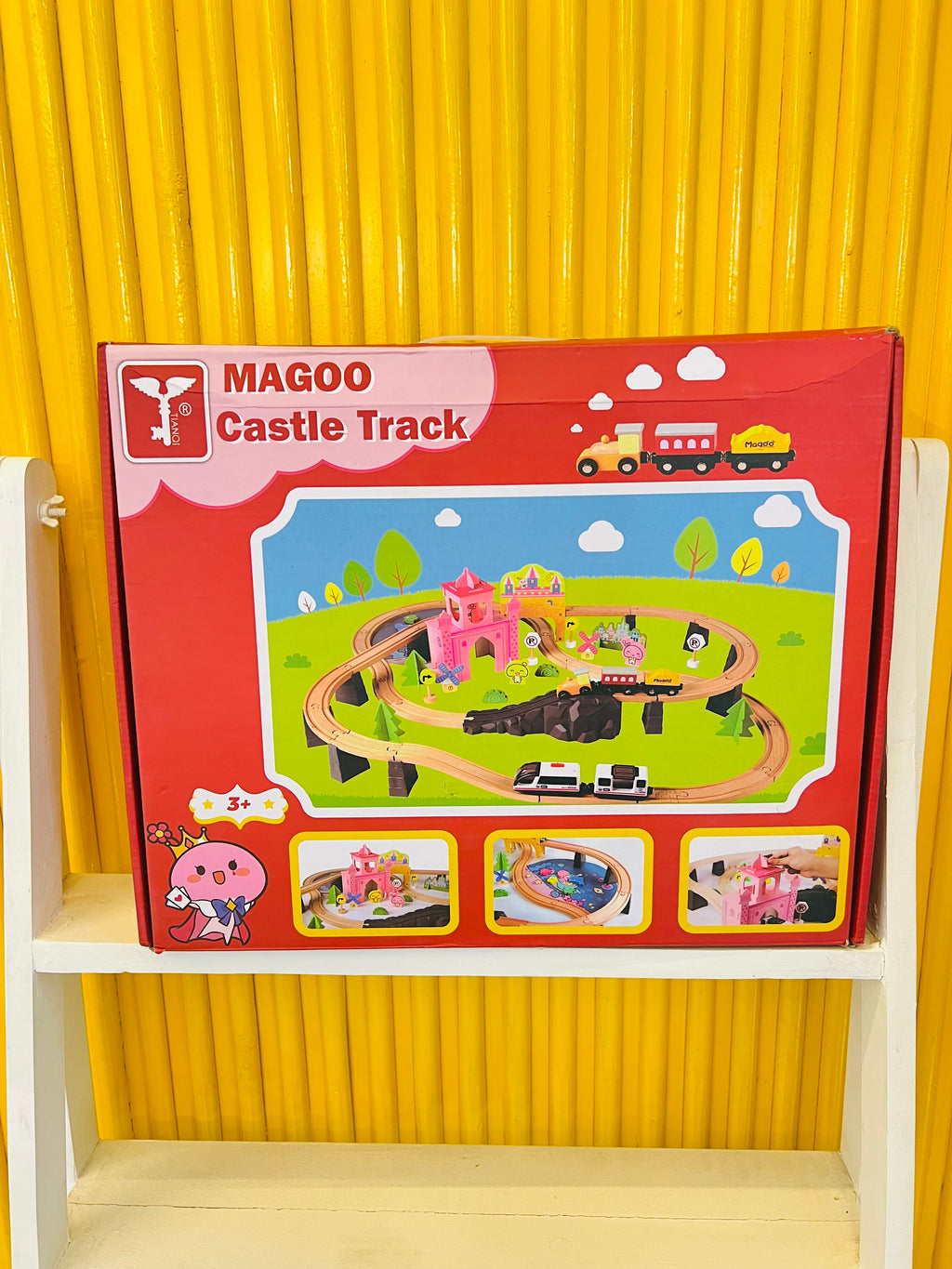 Mango wood castle track