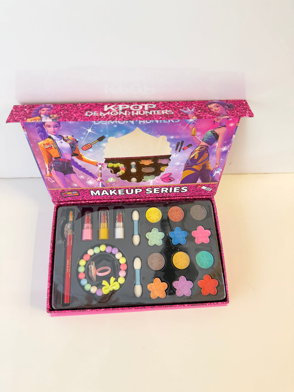 K pop demon hunters makup kit