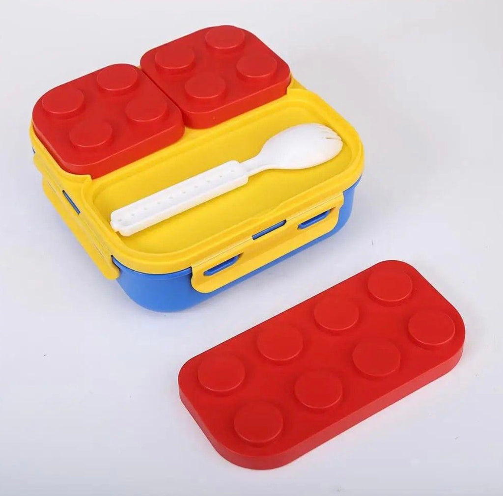 Lego blocks lunchbox with spoon
