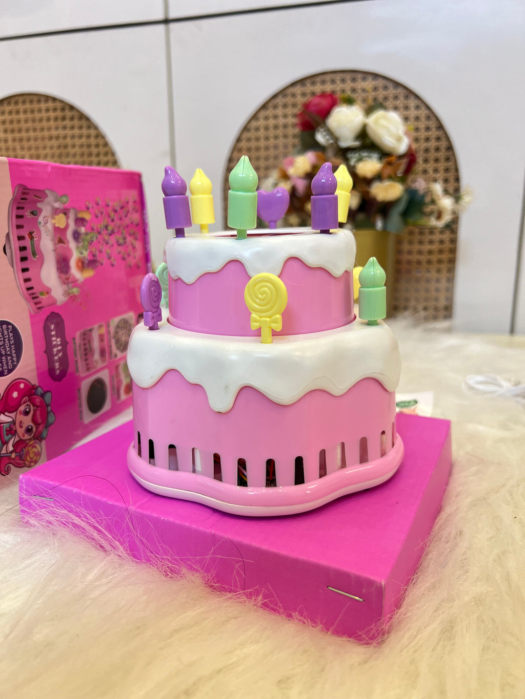 Birthday cake musical + bubble toy