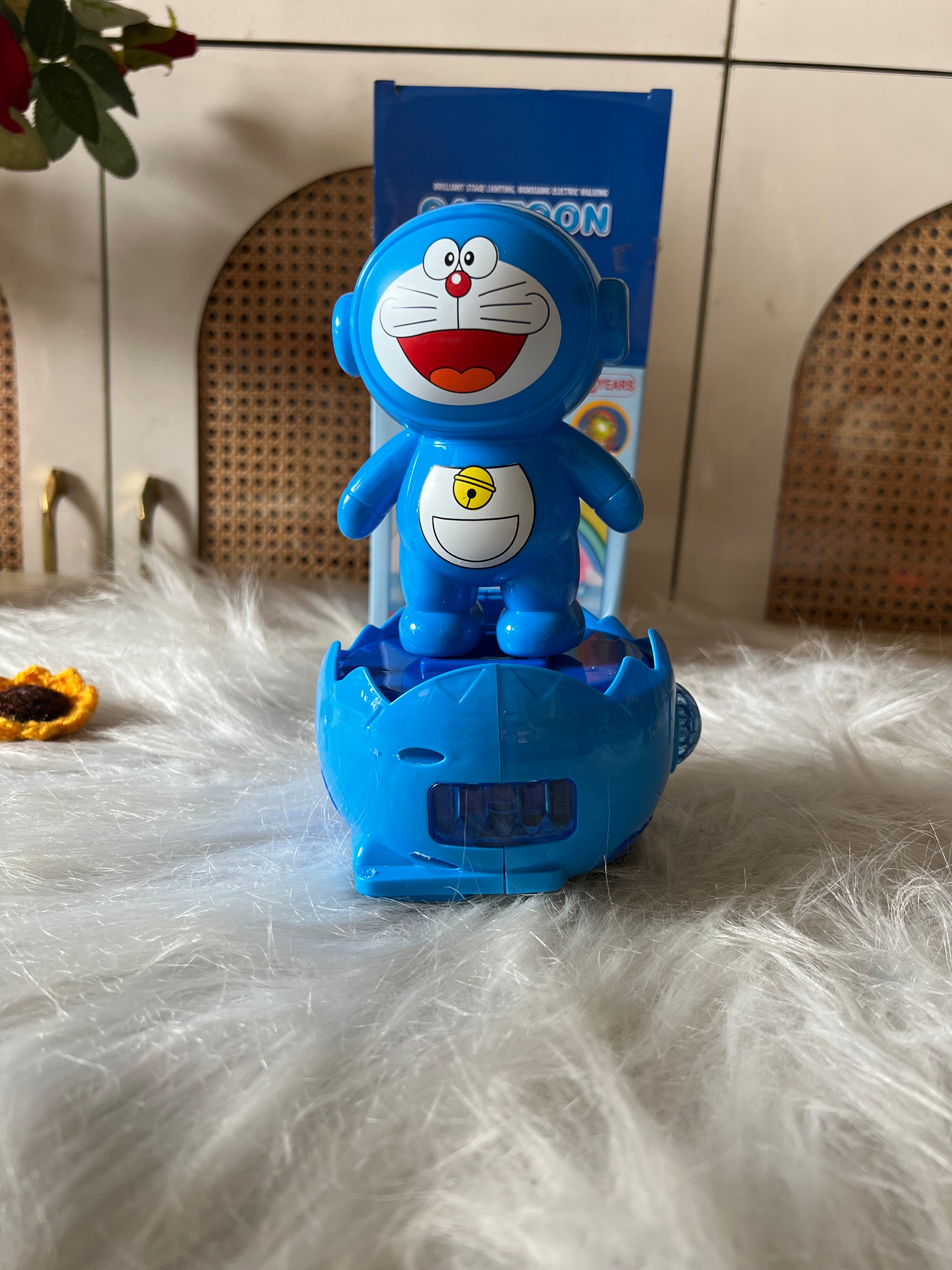 Musical cartoon egg