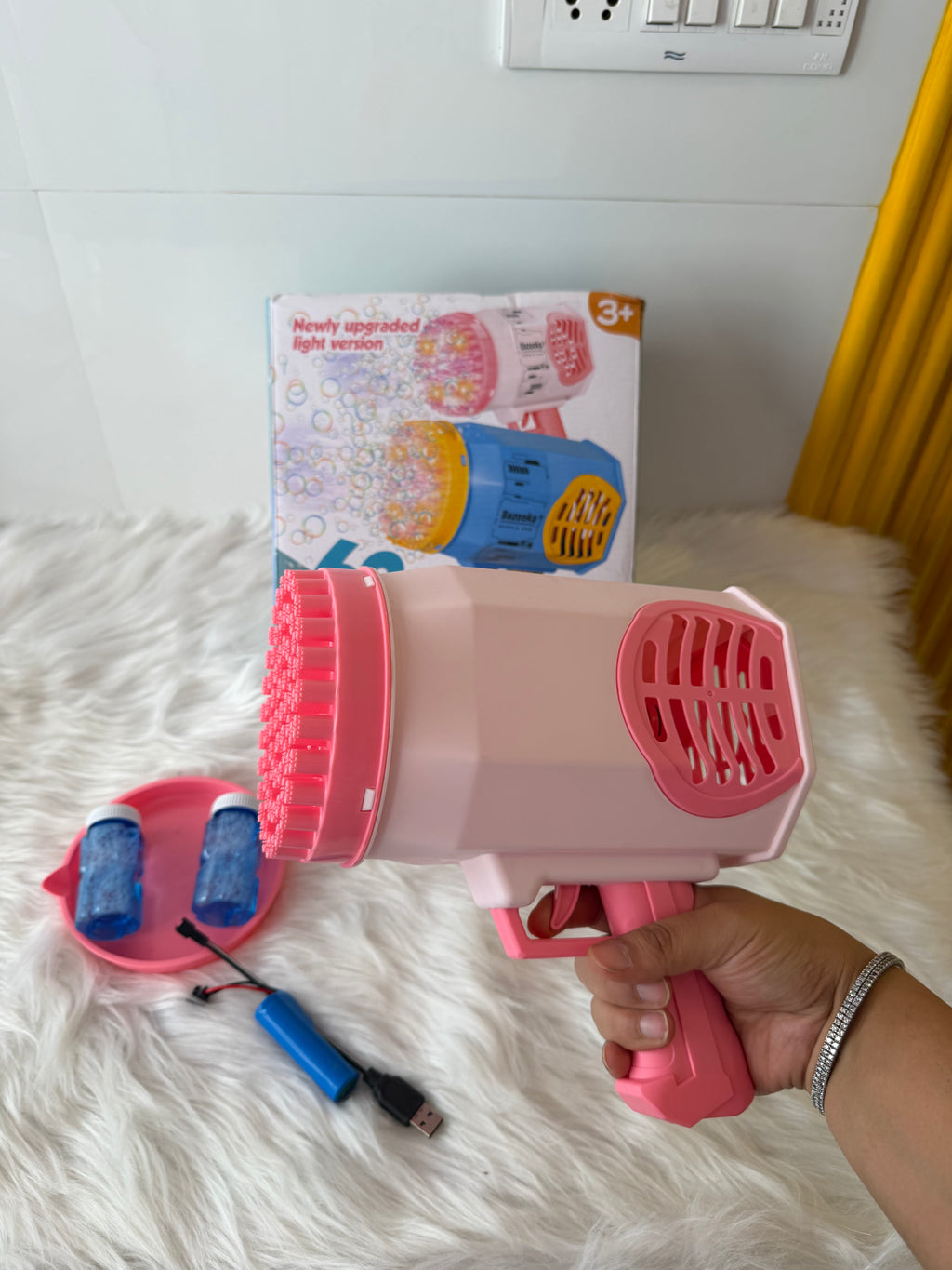 Light and sound bubble gun