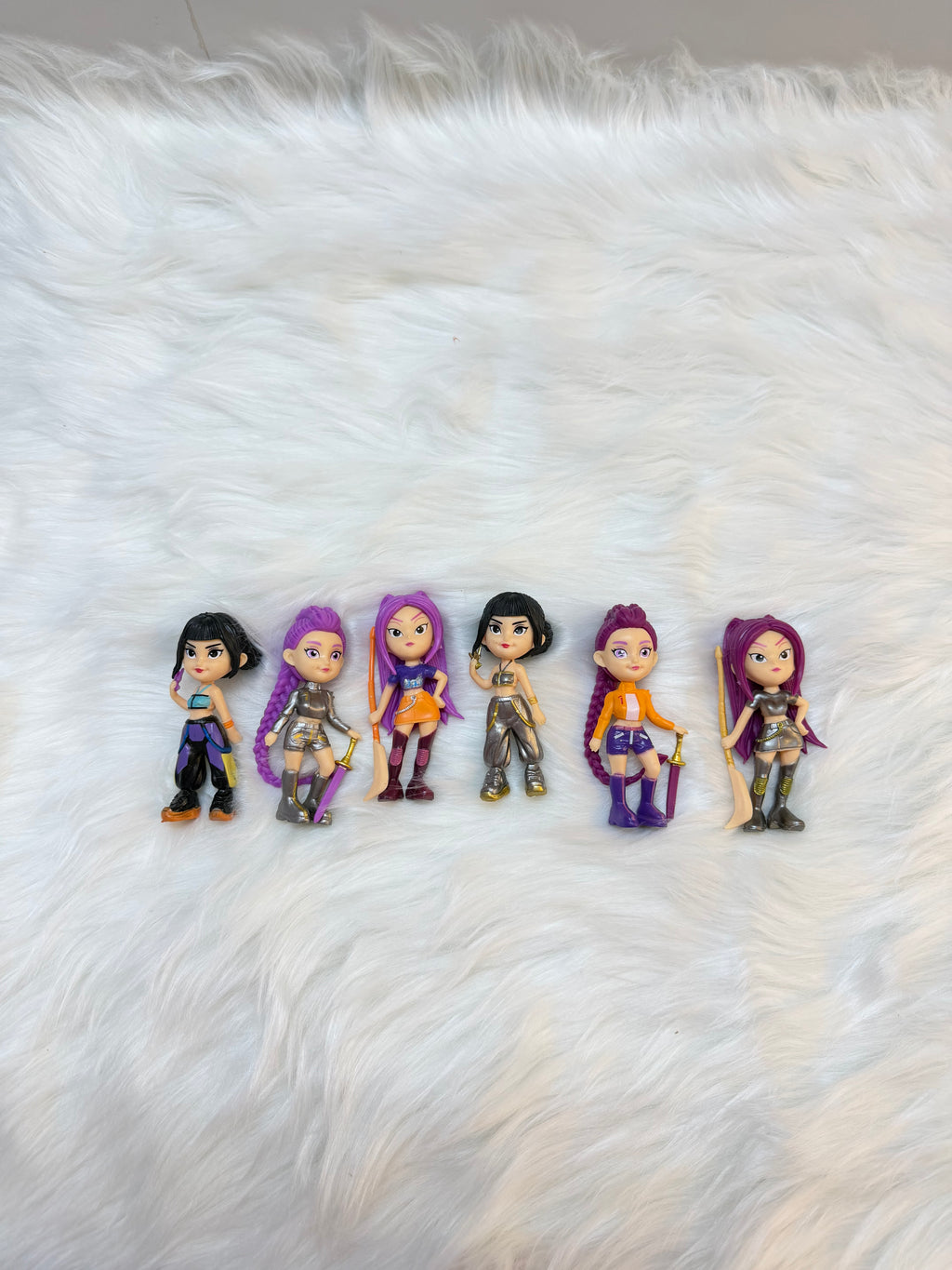 K pop demon hunters figure