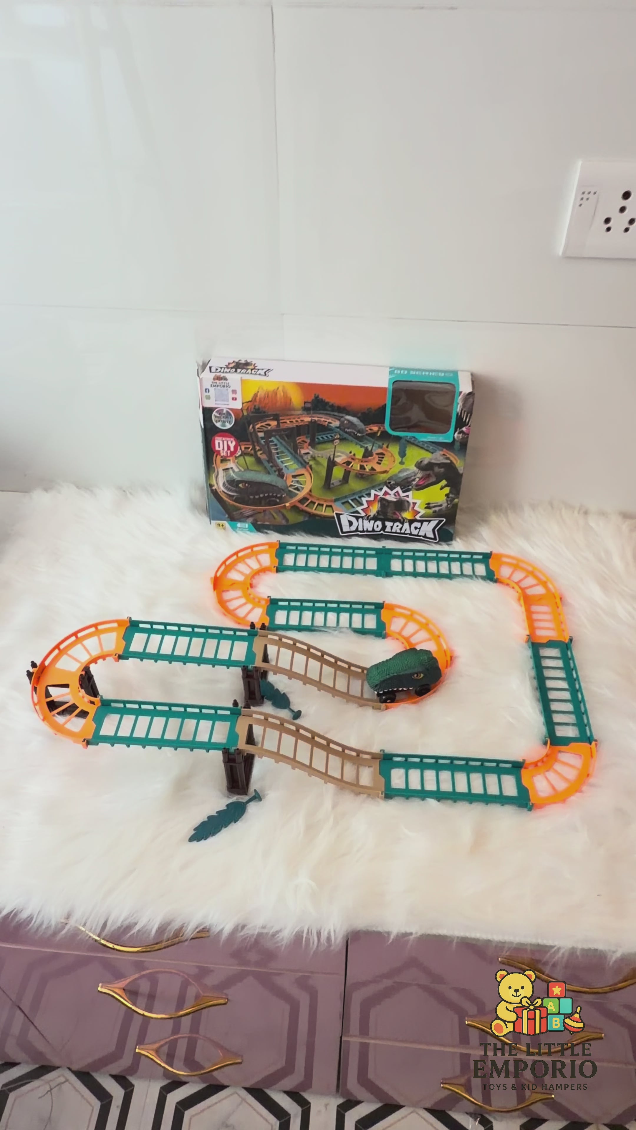 Dino track